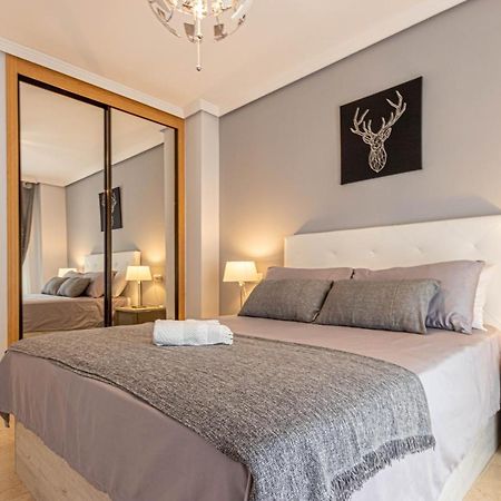 797 Holiday Rentals- Piso Con Amplia Terraza A Solo 1 Min De La Playa Benalmádena Εξωτερικό φωτογραφία