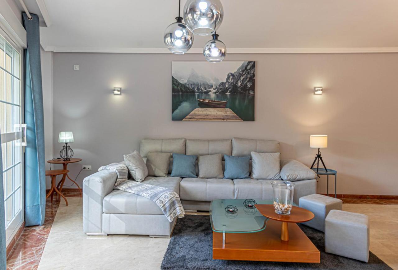 797 Holiday Rentals- Piso Con Amplia Terraza A Solo 1 Min De La Playa Benalmádena Εξωτερικό φωτογραφία