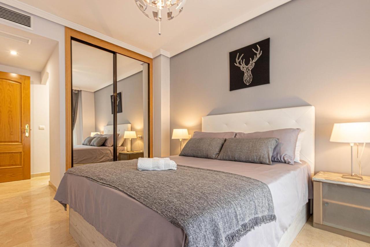 797 Holiday Rentals- Piso Con Amplia Terraza A Solo 1 Min De La Playa Benalmádena Εξωτερικό φωτογραφία
