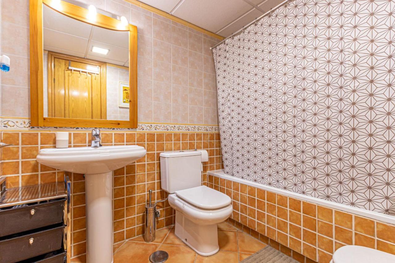 797 Holiday Rentals- Piso Con Amplia Terraza A Solo 1 Min De La Playa Benalmádena Εξωτερικό φωτογραφία